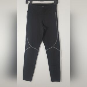 Express NWT Black Athletic Capri Leggings. Gray Stitching. Size Small.